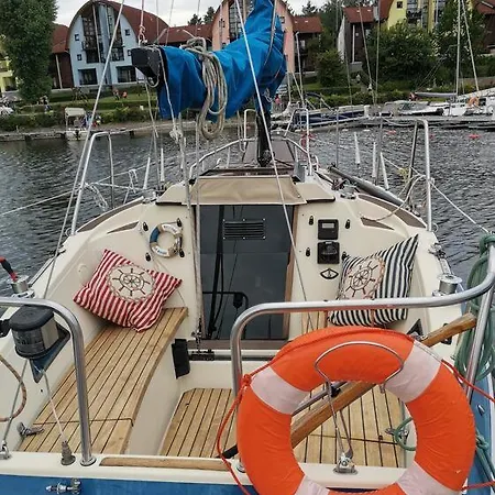 Ubytovani Na Jachte *